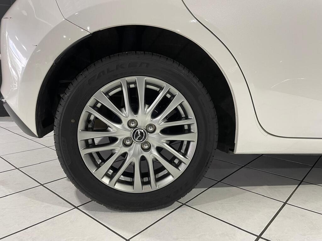 2020 MAZDA MAZDA2 1.5 INDIVIDUAL 5Dr thumbnail 6