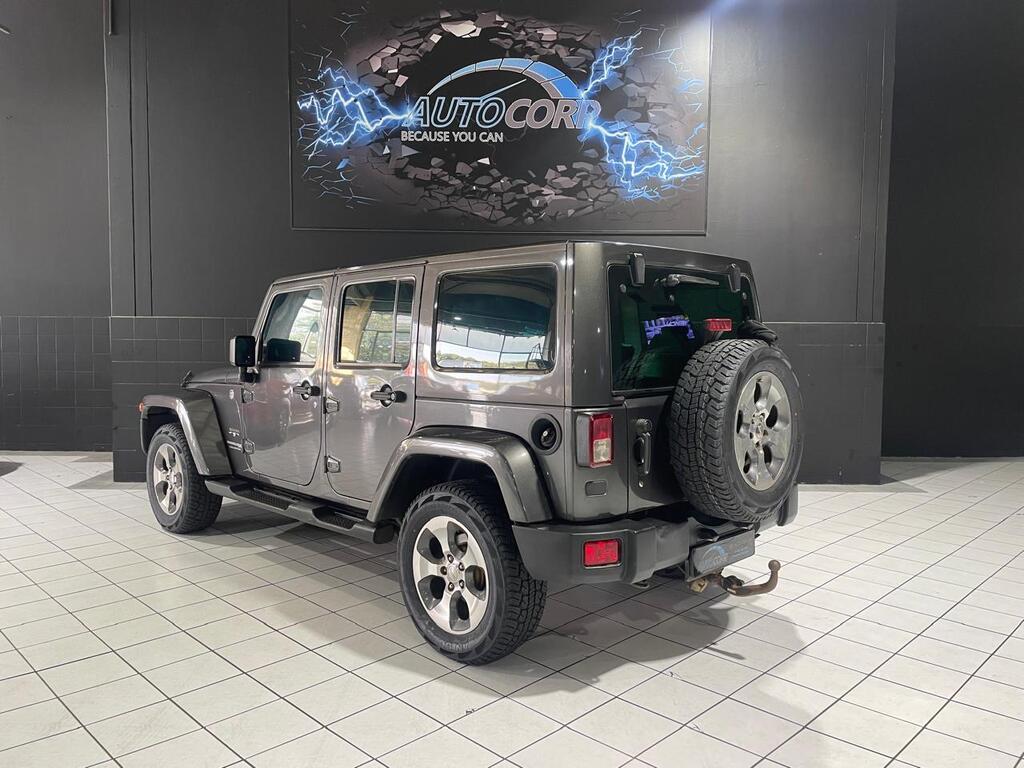 2019 JEEP WRANGLER UNLTD SAHARA 3.6L V6 A/T thumbnail 5