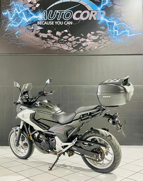2017 HONDA NC 750 X thumbnail 5