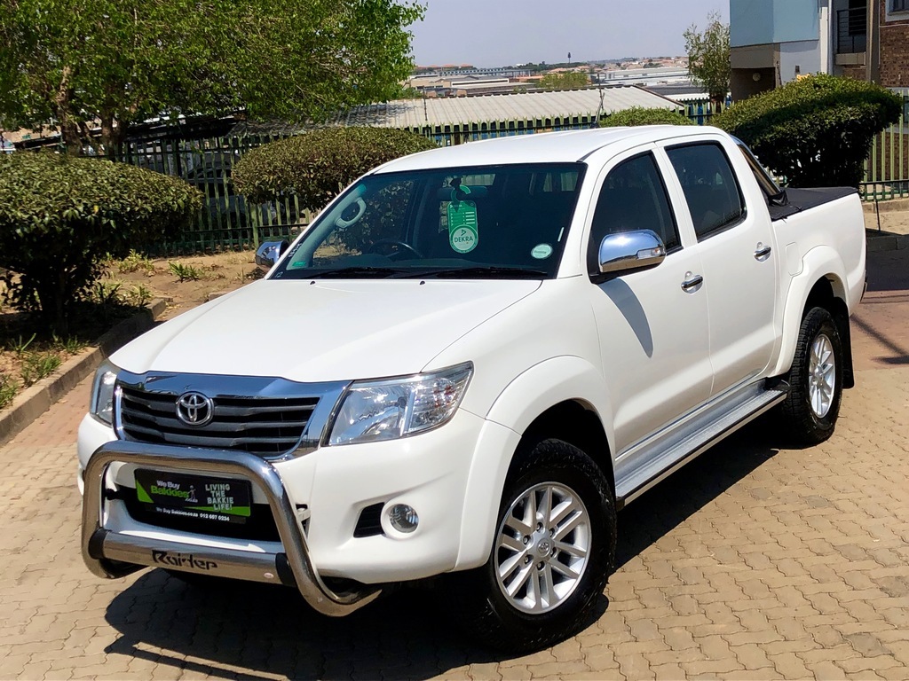 We Buy Bakkies New & Used Cars and Bakkies for Sale