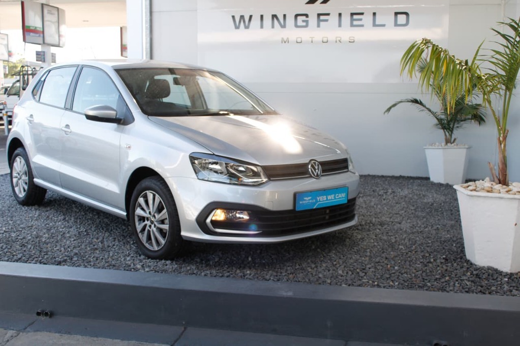 2025 VOLKSWAGEN Polo Vivo, Silver, 17883Kms, Automatic, , Petrol, R289 900, Private Finance