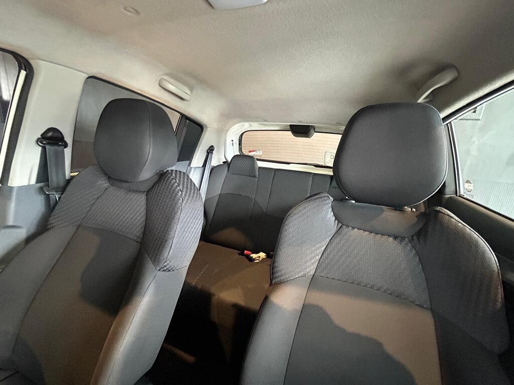 MAHINDRA KUV 100 - Image 10