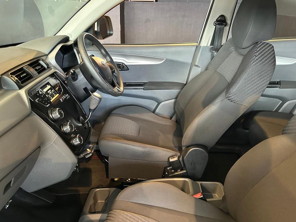 MAHINDRA KUV 100 - Image 6