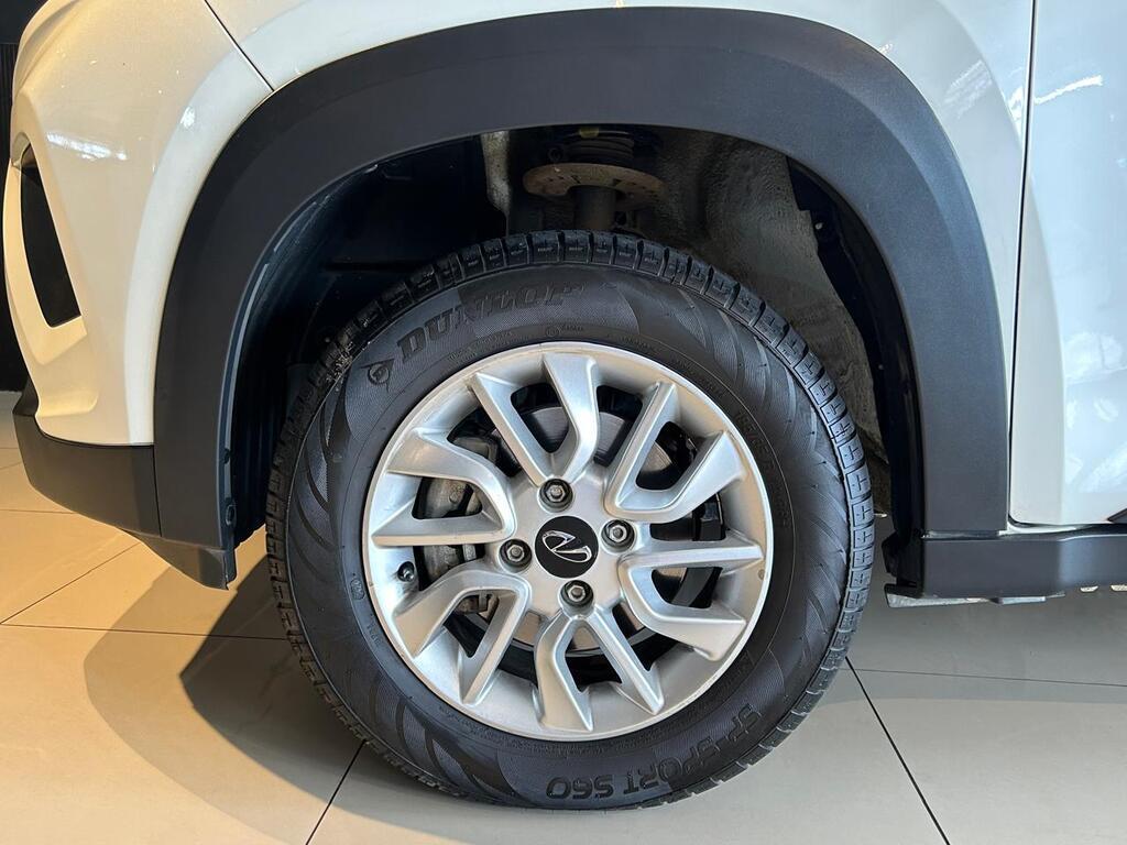 MAHINDRA KUV 100 - Image 9