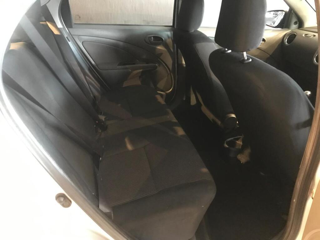 TOYOTA ETIOS - Image 12