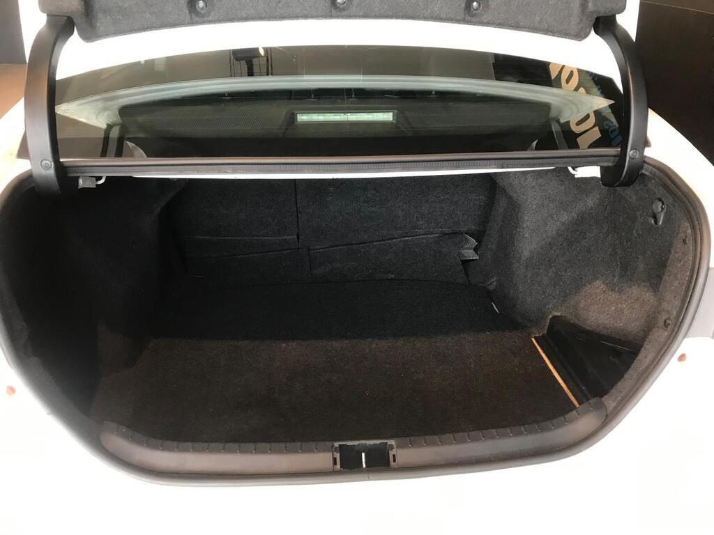 TOYOTA COROLLA - Image 13