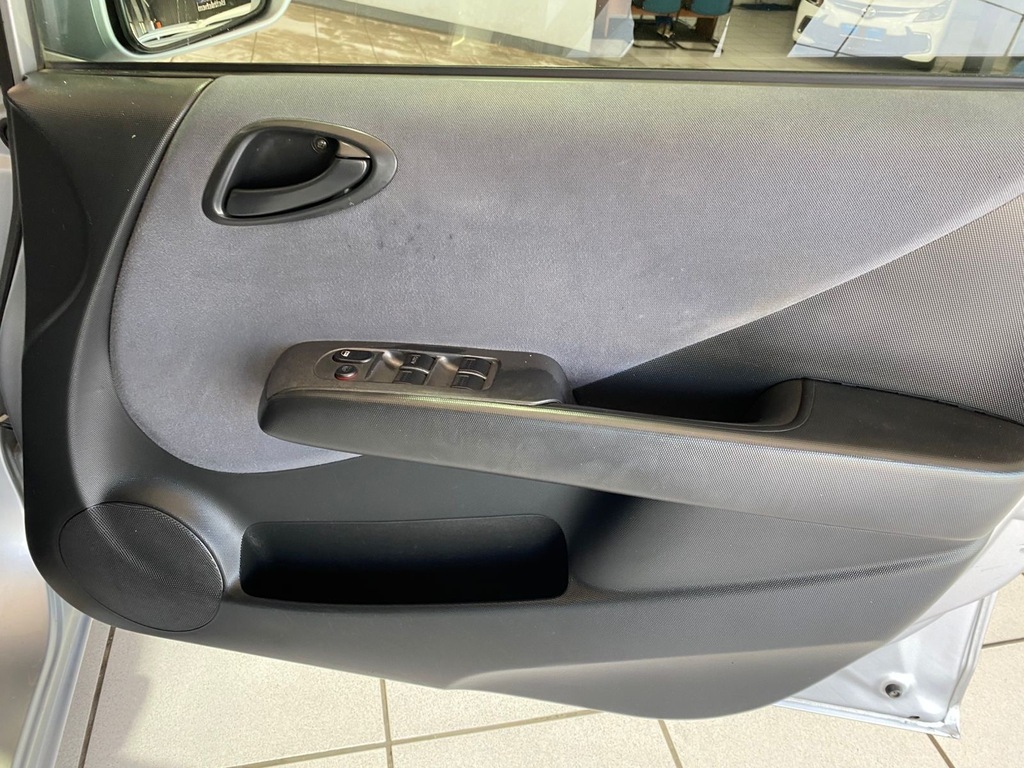 HONDA JAZZ JAZZ 1.4i DSI A/T