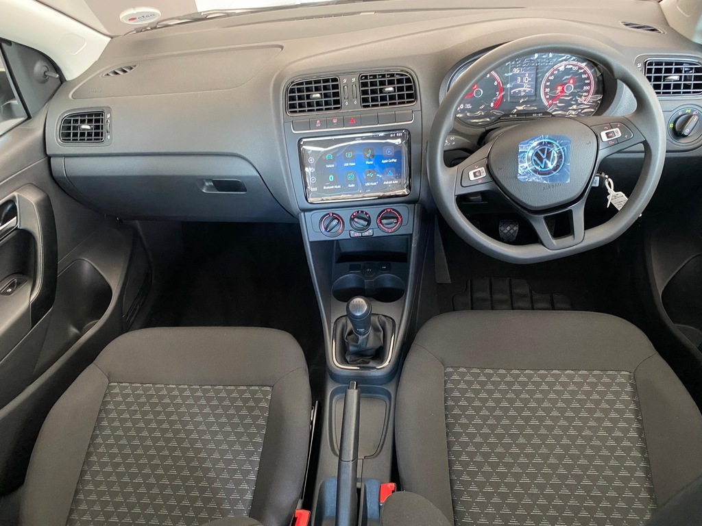 VOLKSWAGEN Polo Vivo POLO VIVO 1.4 (5DR)