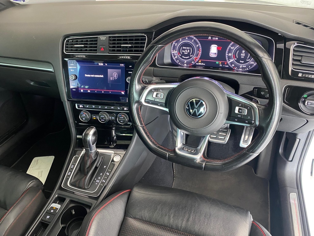 VOLKSWAGEN GOLF 7 GOLF VII GTi 2.0 TSI DSG