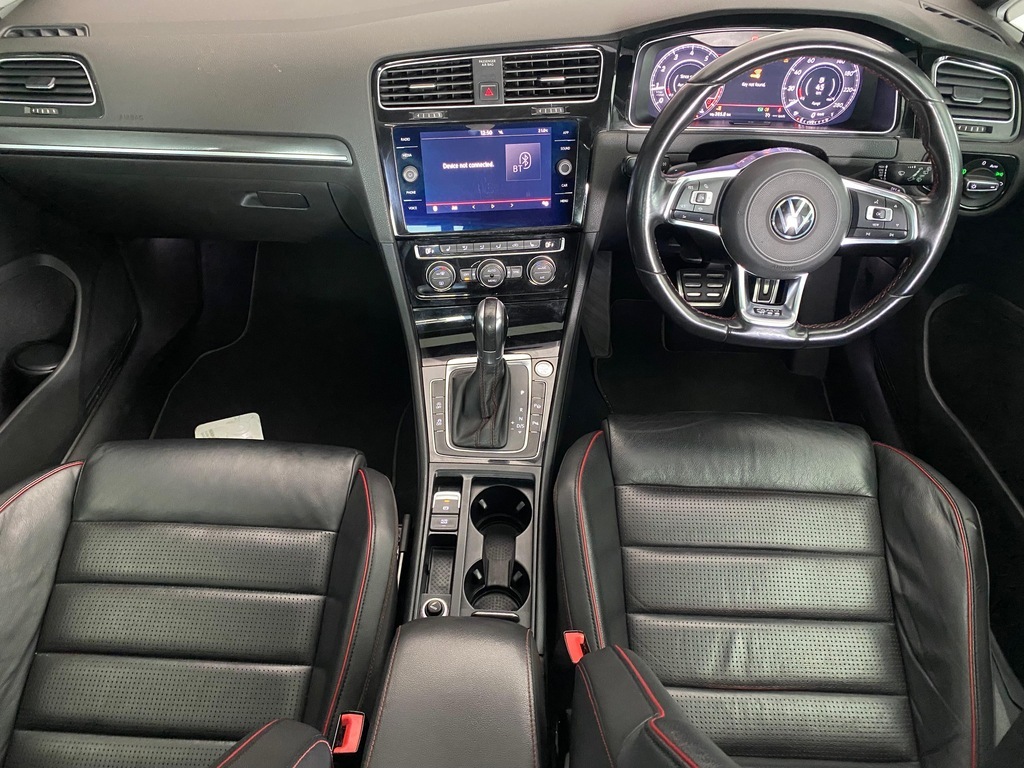 VOLKSWAGEN GOLF 7 GOLF VII GTi 2.0 TSI DSG