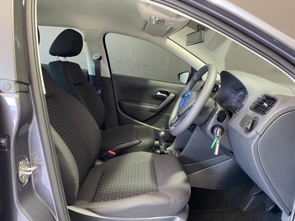 VOLKSWAGEN Polo Vivo POLO VIVO 1.4 (5DR)