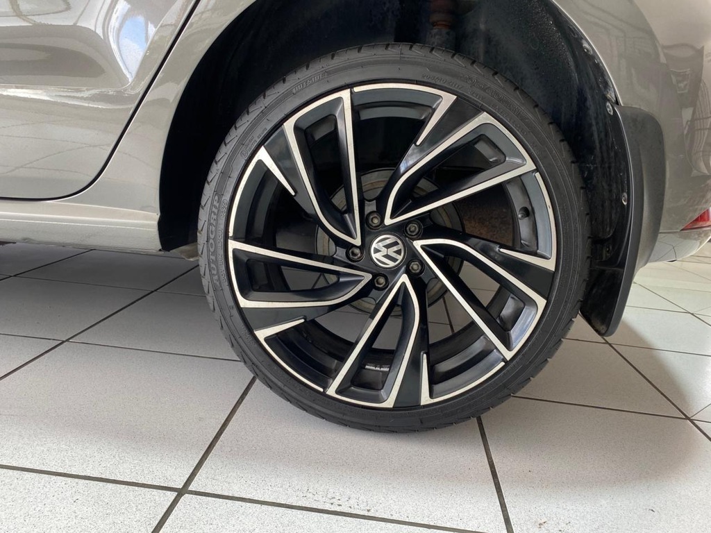 VOLKSWAGEN POLO VIVO POLO VIVO 1.4 COMFORTLINE (5DR) - 7