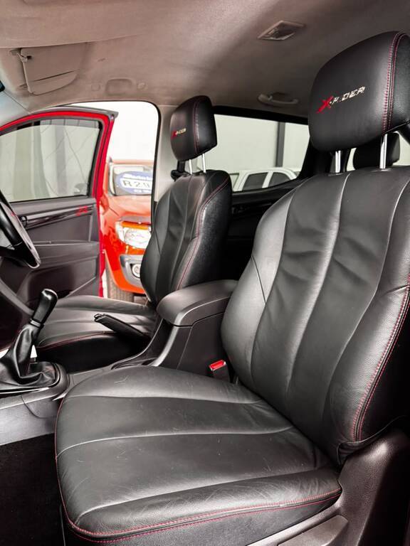 ISUZU KB KB 250 D-TEQ HO X-RIDER P/U D/C - 19