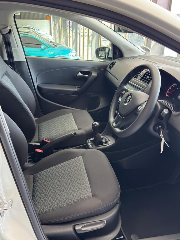 VOLKSWAGEN POLO VIVO POLO VIVO 1.4 LIFE (5DR) - 10