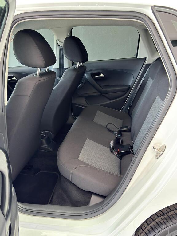 VOLKSWAGEN POLO VIVO POLO VIVO 1.4 LIFE (5DR) - 19