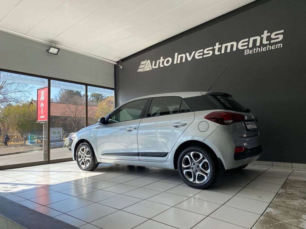 HYUNDAI i20 i20 1.2 FLUID