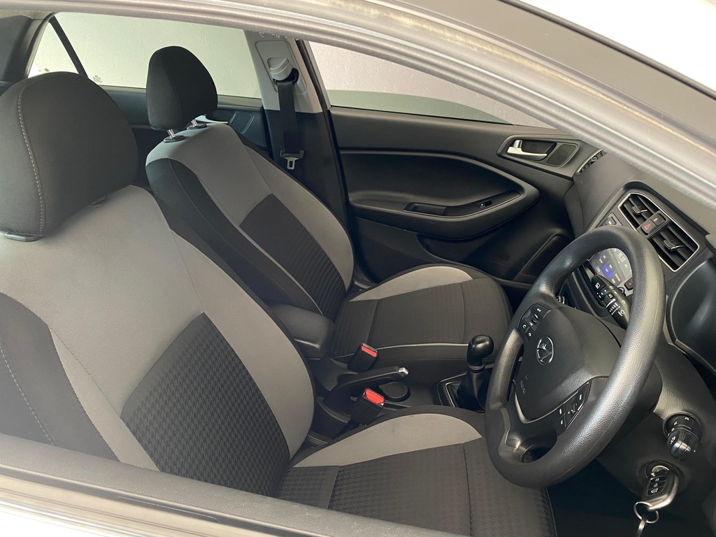 HYUNDAI i20 i20 1.2 FLUID