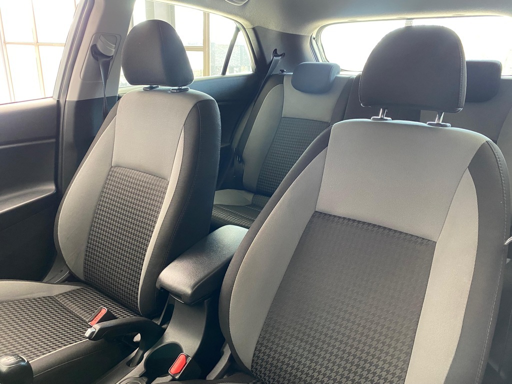 HYUNDAI i20 i20 1.2 FLUID