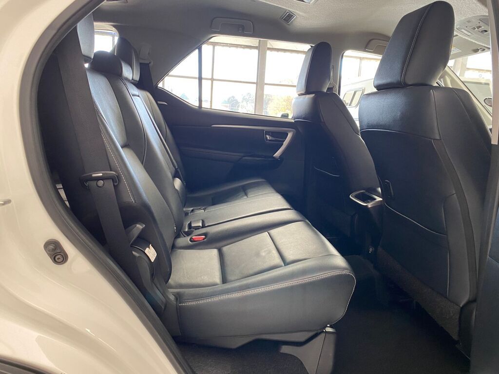 TOYOTA FORTUNER FORTUNER 2.8GD-6 R/B A/T