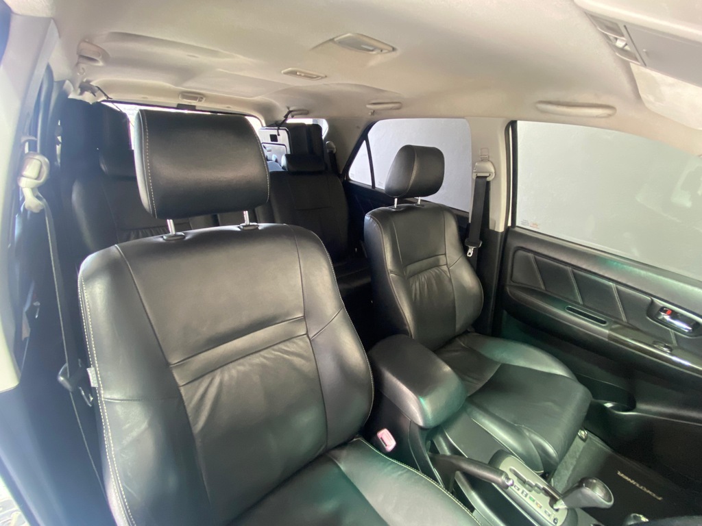 TOYOTA FORTUNER FORTUNER 3.0D-4D 4X4 A/T