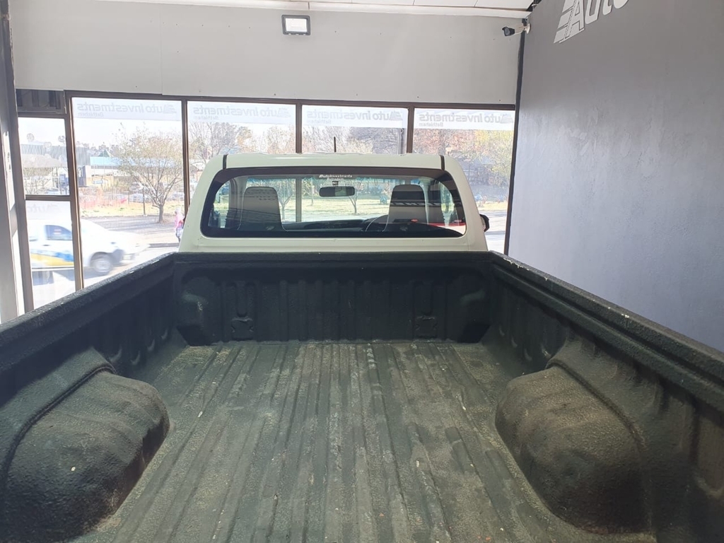 TOYOTA HILUX HILUX 2.4 GD A/C P/U S/C - 6