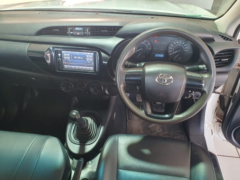 TOYOTA HILUX HILUX 2.4 GD A/C P/U S/C - 9