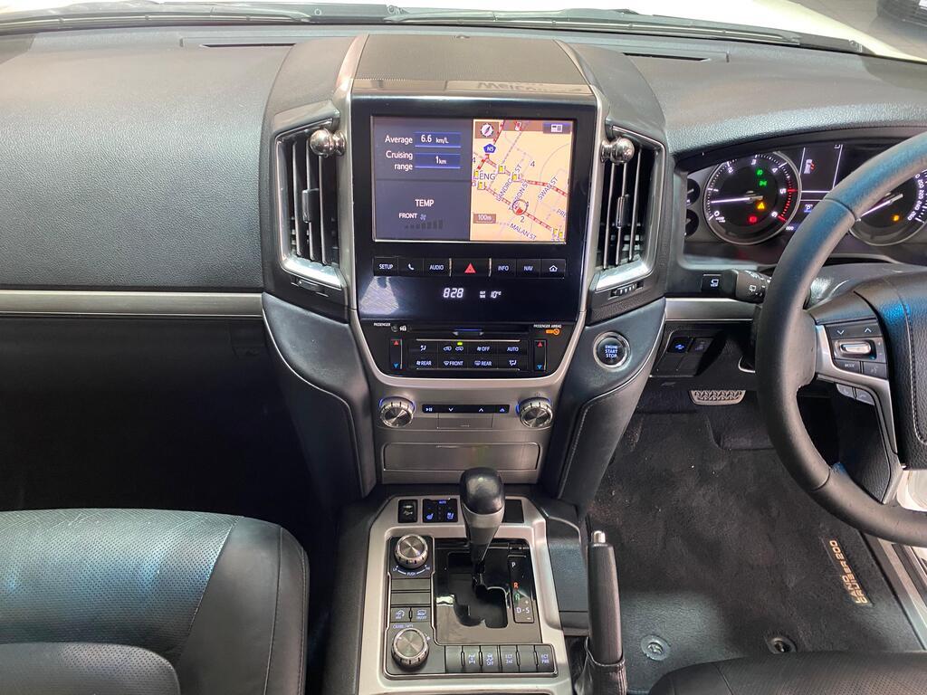 TOYOTA LAND CRUISER LAND CRUISER 200 V8 TD VX A/T