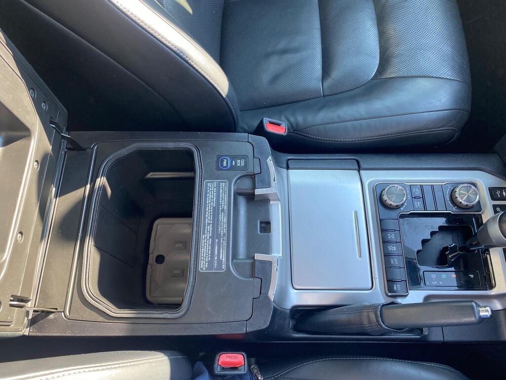 TOYOTA LAND CRUISER LAND CRUISER 200 V8 TD VX A/T