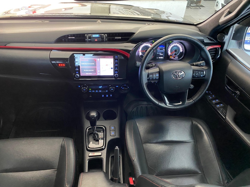 TOYOTA HILUX HILUX 2.8 GD-6 GR-S 4X4 A/T P/U D/C