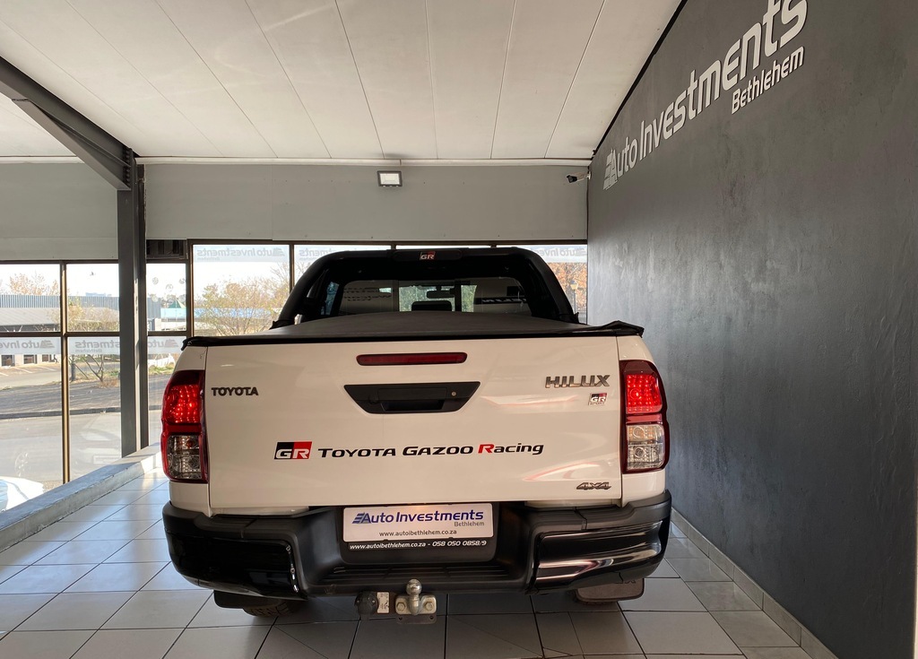 TOYOTA HILUX HILUX 2.8 GD-6 GR-S 4X4 A/T P/U D/C