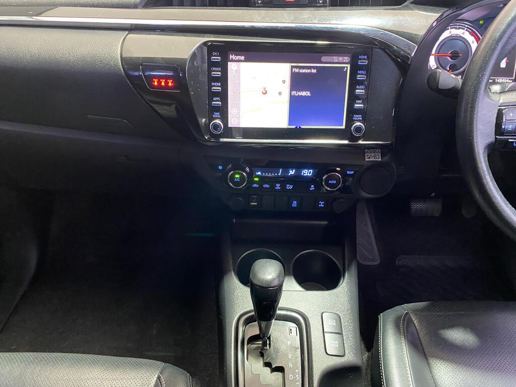 TOYOTA HILUX HILUX 2.8 GD-6 RB A/T RAIDER P/U D/C