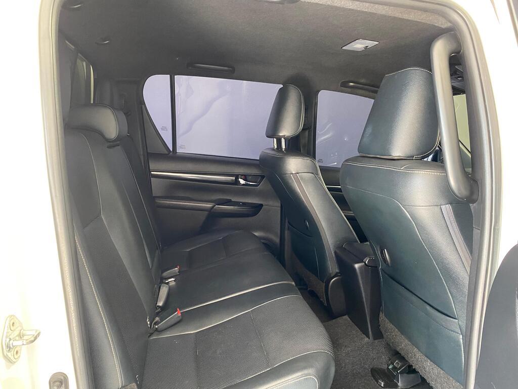 TOYOTA HILUX HILUX 2.8 GD-6 RB A/T RAIDER P/U D/C