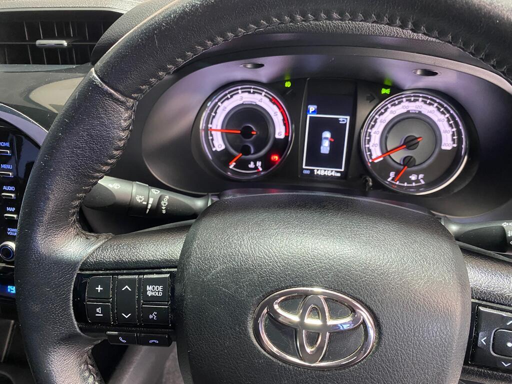 TOYOTA HILUX HILUX 2.8 GD-6 RB A/T RAIDER P/U D/C