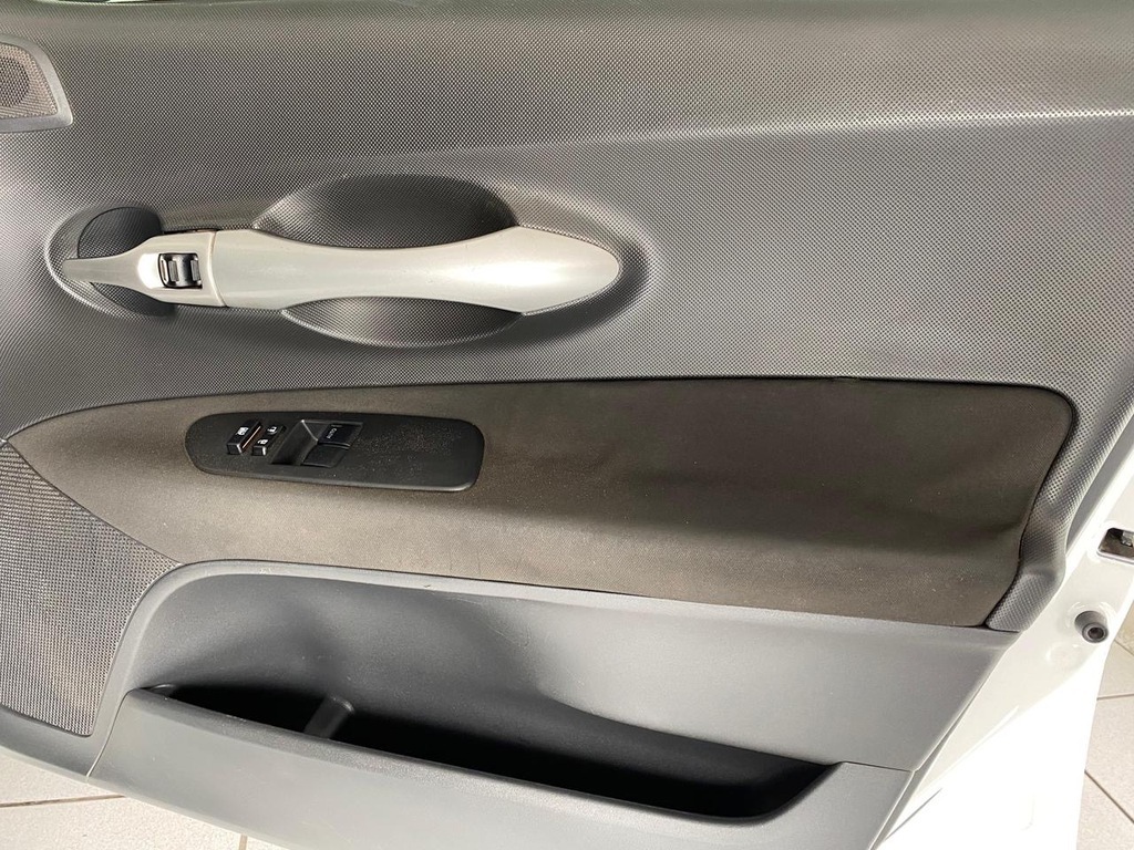 TOYOTA AURIS AURIS 1.3  X