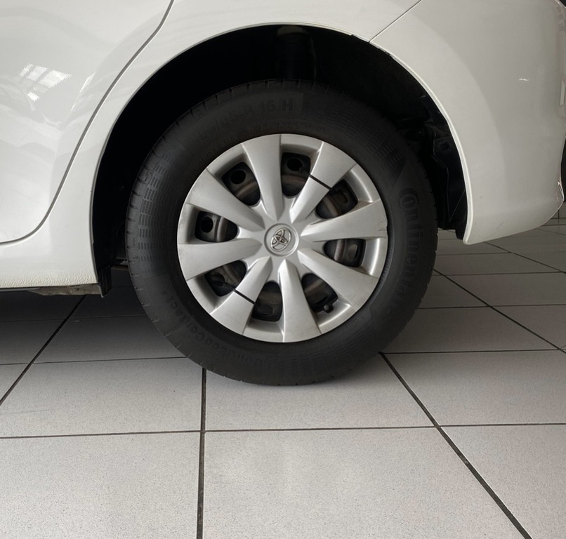 TOYOTA AURIS AURIS 1.3  X