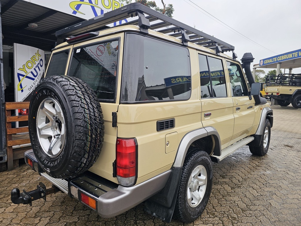 Thumbnail Image Thumbnail Image