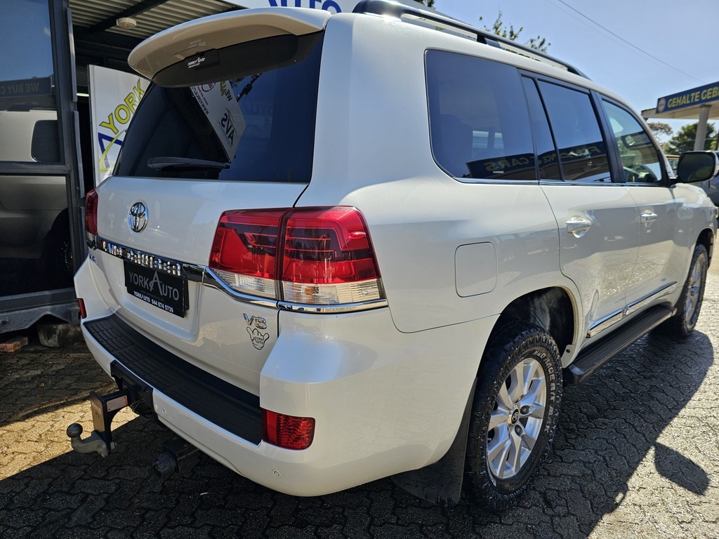 Thumbnail Image Thumbnail Image