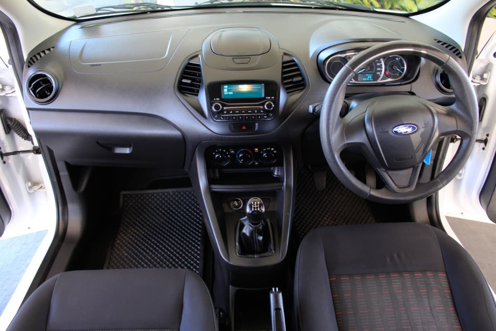2019 FORD FIGO, White, 104000Kms, Manual, Hatchback, Petrol, R139 900, Bellville