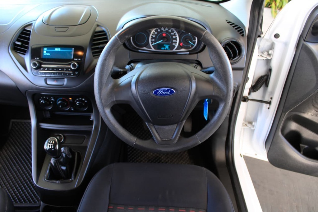 2019 FORD FIGO, White, 104000Kms, Manual, Hatchback, Petrol, R139 900, Bellville