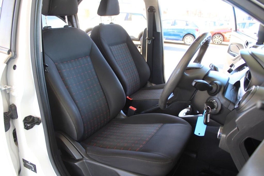 2019 FORD FIGO, White, 104000Kms, Manual, Hatchback, Petrol, R139 900, Bellville