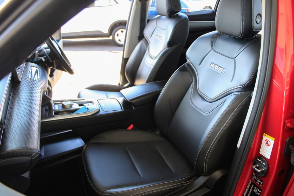 2022 HAVAL JOLION, Red, 54950Kms, Automatic, SUV, Petrol, R279 900, Wingfield Motors Bellville
