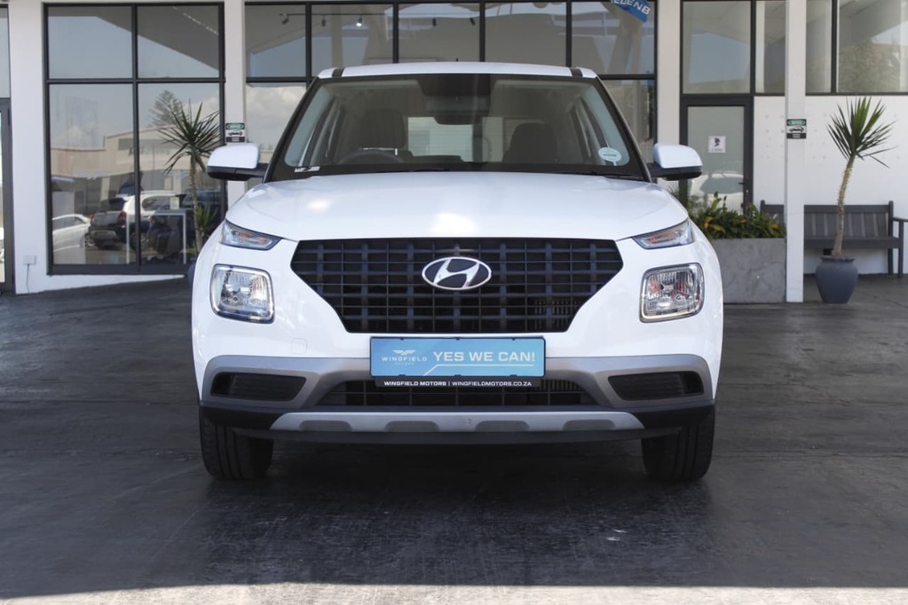 2020 HYUNDAI VENUE, White, 105900Kms, Manual, SUV, Petrol, R179 900, Bellville
