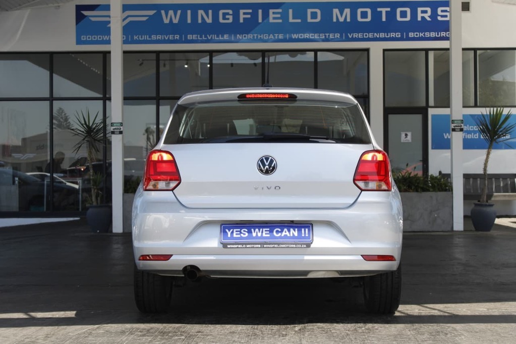 2024 VOLKSWAGEN Polo Vivo, Silver, 25102Kms, Automatic, Hatchback, Petrol, R259 900, Bellville