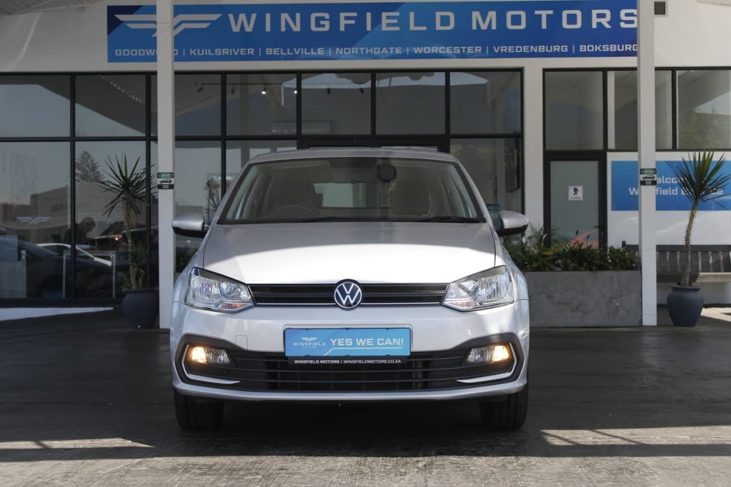 2024 VOLKSWAGEN Polo Vivo, Silver, 25102Kms, Automatic, Hatchback, Petrol, R259 900, Bellville