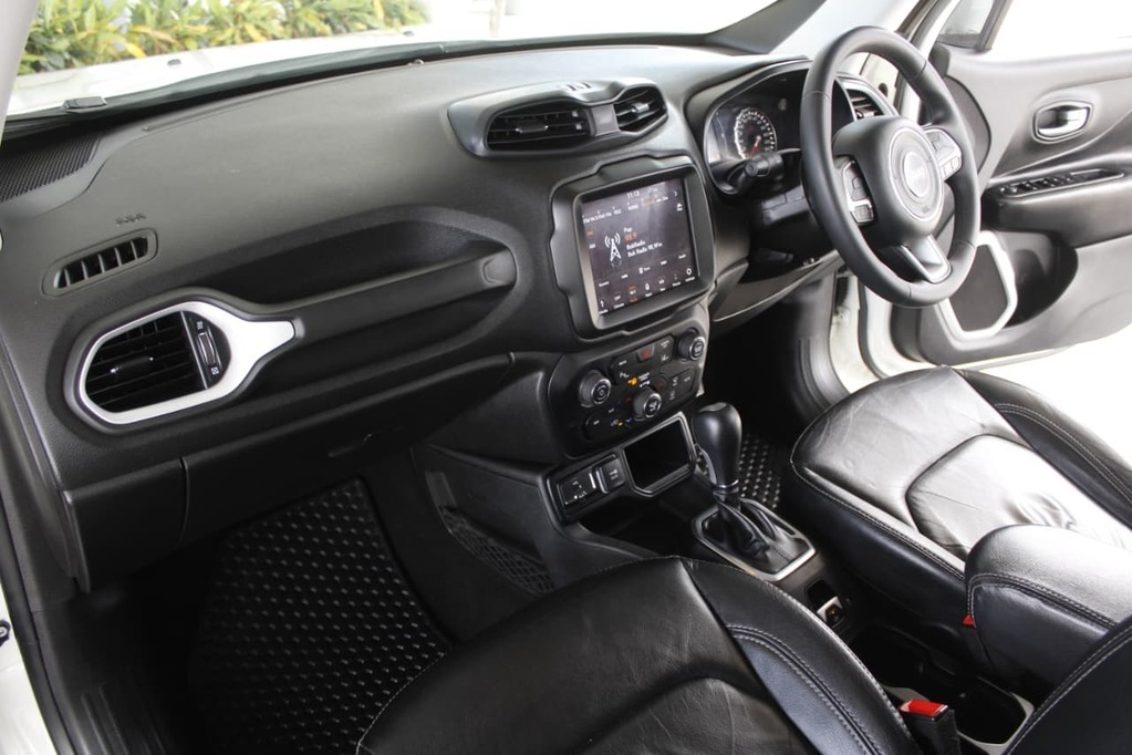2020 JEEP RENEGADE, White, 91785Kms, Automatic, SUV, Petrol, R279 900, Bellville