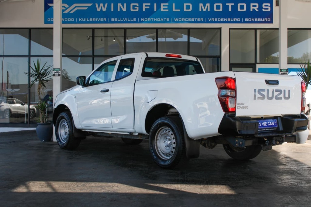 2023 ISUZU D-MAX, White, 118487Kms, Manual, Bakkie Single Cab, Diesel, R329 900, Bellville