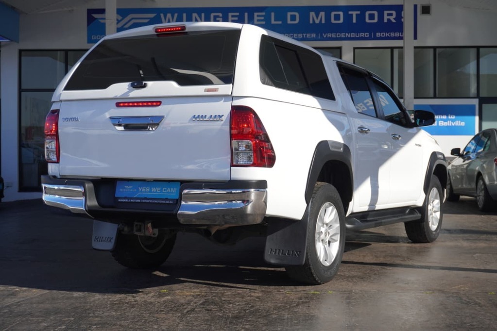 2016 TOYOTA HILUX, White, 190000Kms, Automatic, Bakkie Double Cab, Diesel, R379 900, Bellville