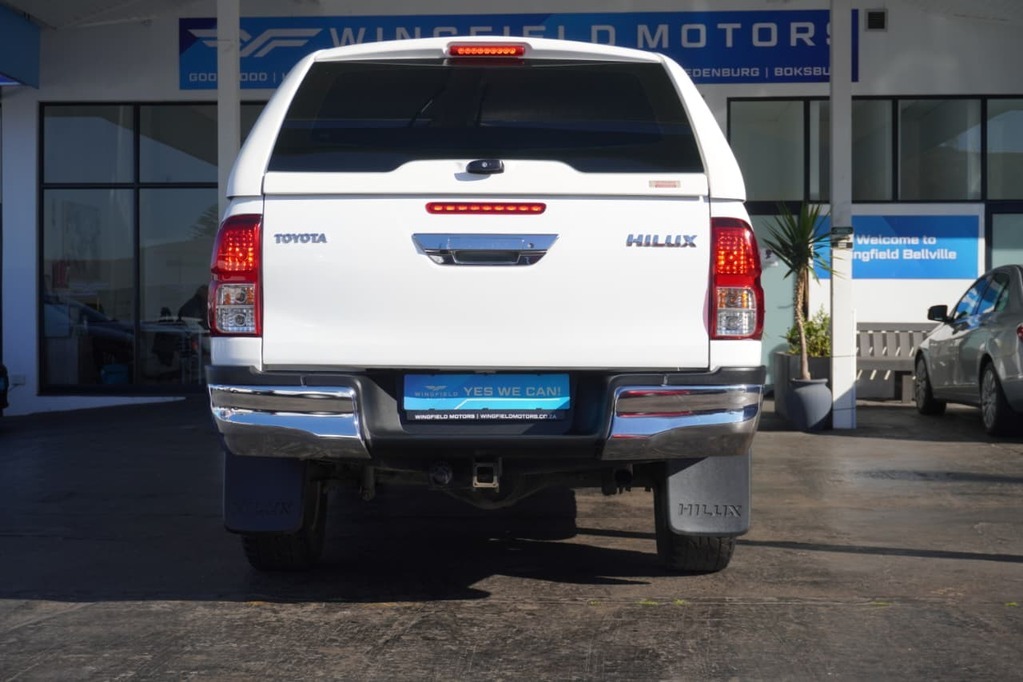 2016 TOYOTA HILUX, White, 190000Kms, Automatic, Bakkie Double Cab, Diesel, R379 900, Bellville