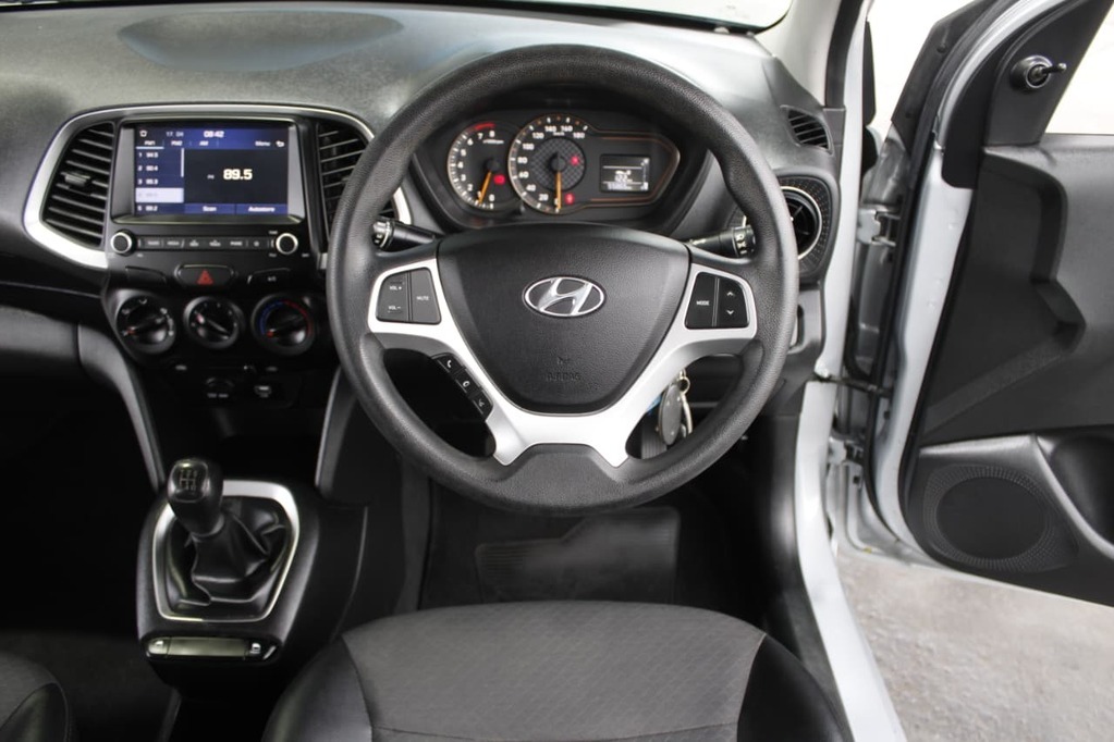 2020 HYUNDAI ATOS, Silver, 55900Kms, Manual, Hatchback, Petrol, R149 900, Bellville