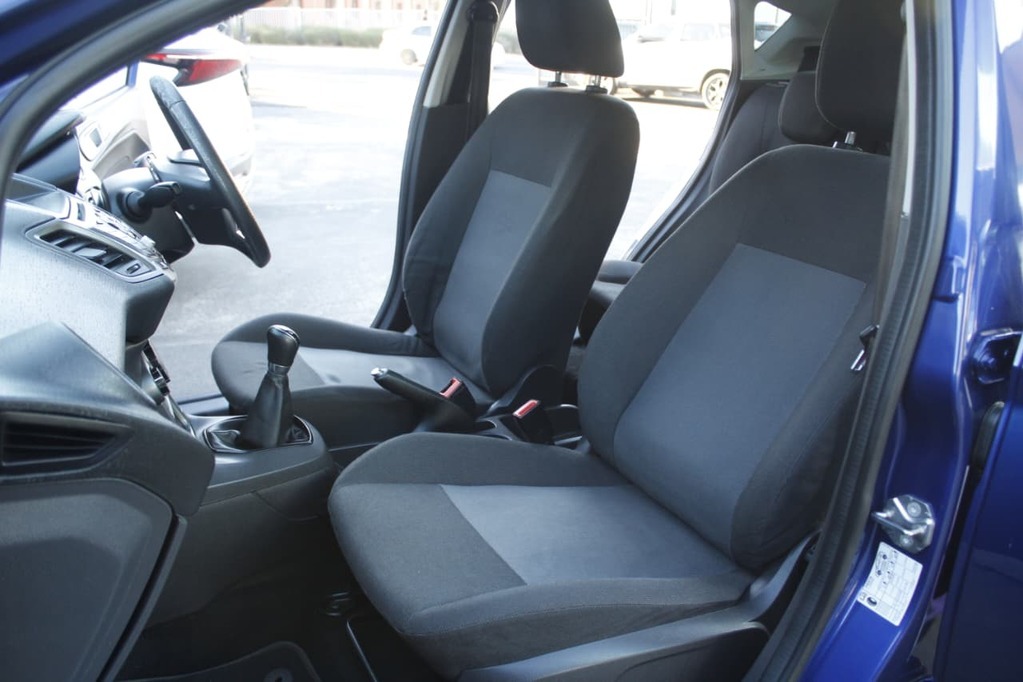 2017 FORD FIESTA, Blue, 185307Kms, Manual, Hatchback, Petrol, R124 990, Bellville